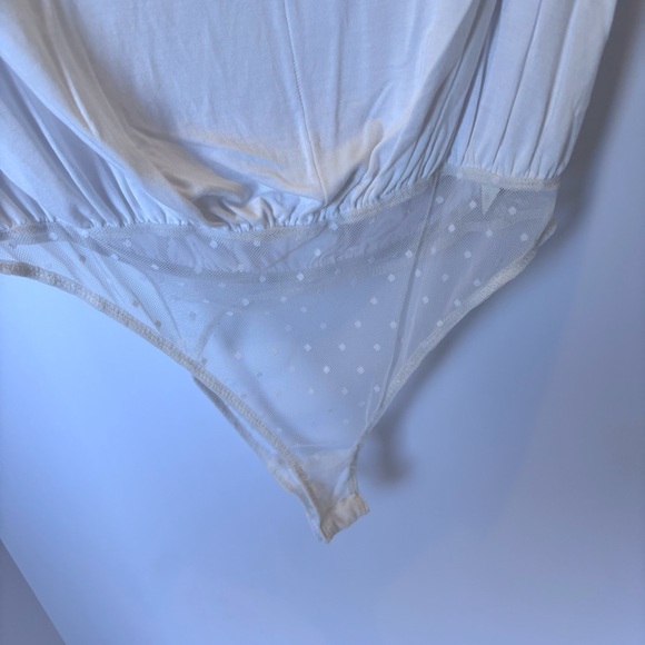 Intimately Free People medium Slouchy Blouse Short Sleeve White Bodysuit - Picture 3 of 7